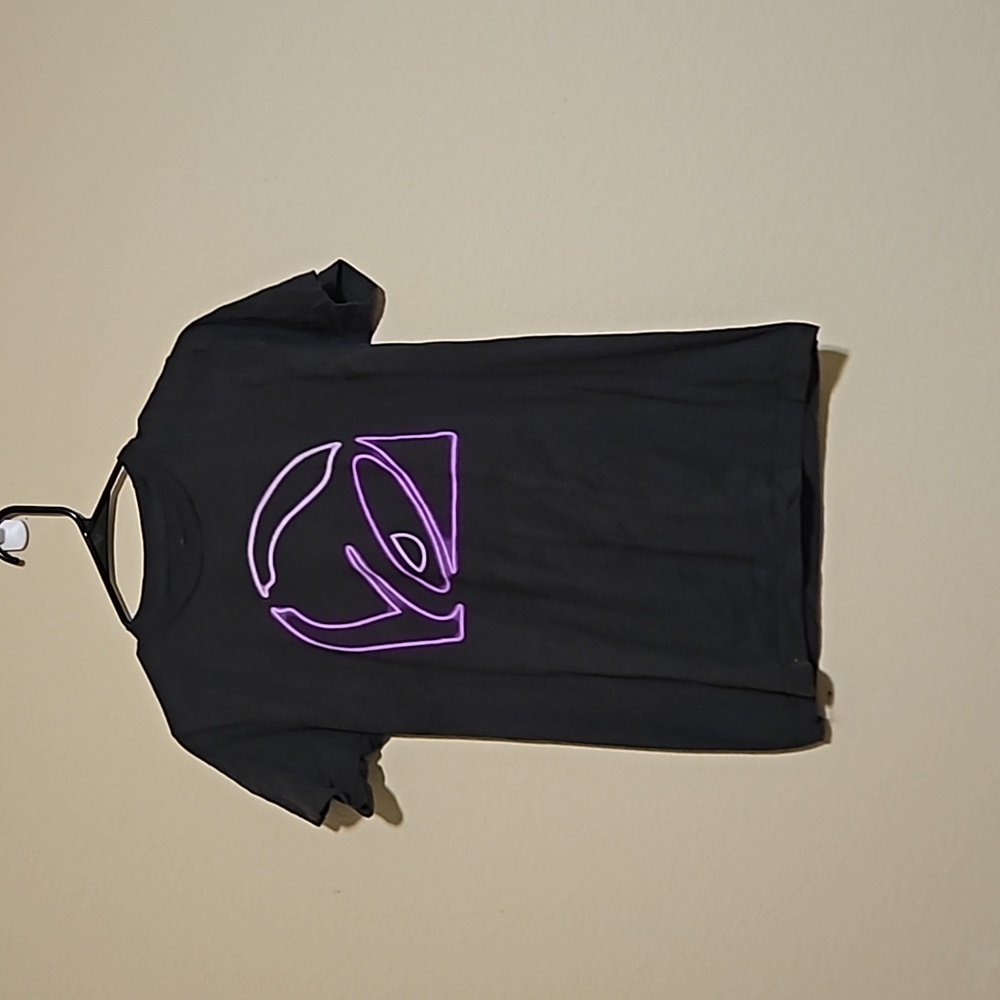 Taco bell shirt